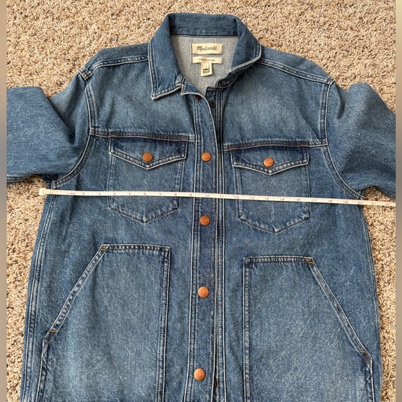Madewell The Oversized Trucker Jean Jacket in Sentell Wash: Snap-Front Edition - Picture 9 of 11